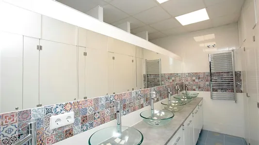 Rooms in Madrid Centro - photo 3