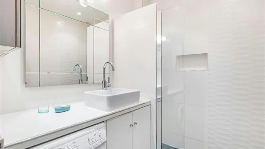 Apartments in Paris 15ème arrondissement - photo 5