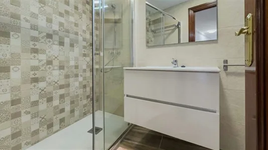Rooms in Barcelona Sant Andreu - photo 3