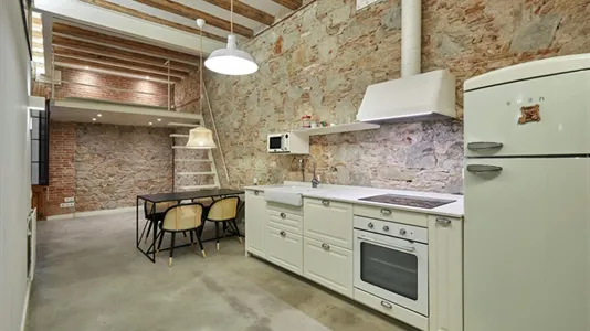 Apartments in Barcelona Ciutat Vella - photo 8