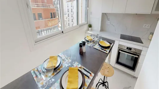 Rooms in Paris 15ème arrondissement - photo 6