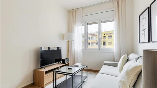 Apartments in Barcelona Eixample - photo 3