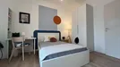 Room for rent, Bologna, Emilia-Romagna, &lt;span class=&quot;blurred street&quot; onclick=&quot;ProcessAdRequest(13518163)&quot;&gt;&lt;span class=&quot;hint&quot;&gt;See streetname&lt;/span&gt;[xxxxxxxxxxxxx]&lt;/span&gt;