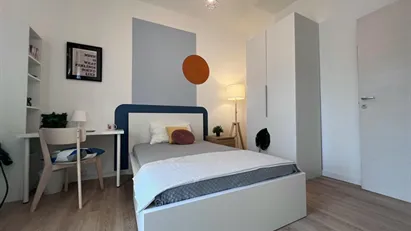 Room for rent in Bologna, Emilia-Romagna