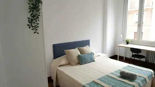 Rooms in Bilbao - photo 2