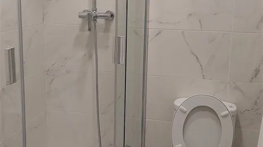 Rooms in Barcelona Eixample - photo 6