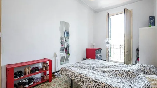Rooms in Barcelona Eixample - photo 3