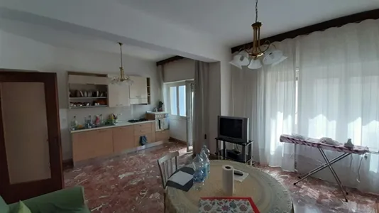 Rooms in Reggio di Calabria - photo 4