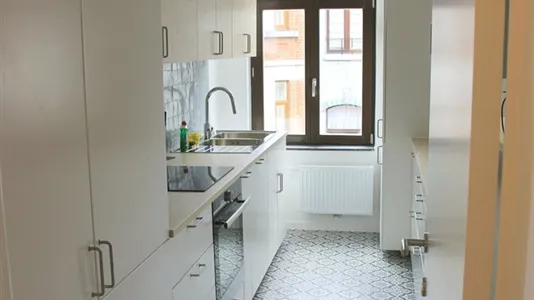 Rooms in Brussels Schaarbeek - photo 9