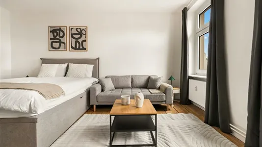 Apartments in Berlin Neukölln - photo 4