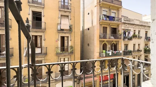 Rooms in Barcelona Ciutat Vella - photo 4