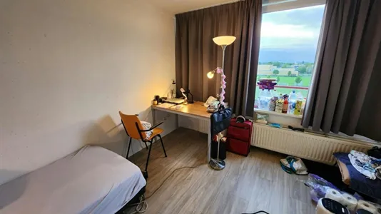 Rooms in Nijmegen - photo 2
