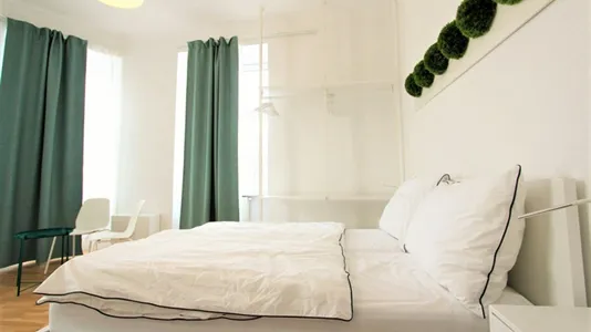 Apartments in Wien Neubau - photo 7