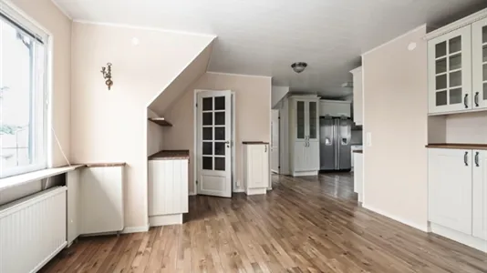 Apartments in Husie - photo 2