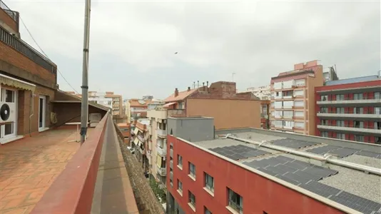 Rooms in Barcelona Sants-Montjuïc - photo 8