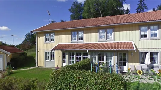 Houses in Södertälje - photo 1