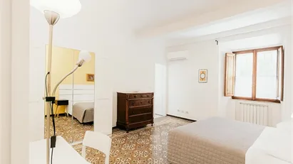 Room for rent in Siena, Toscana