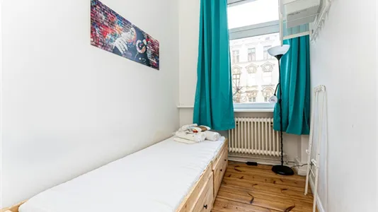 Rooms in Berlin Neukölln - photo 1