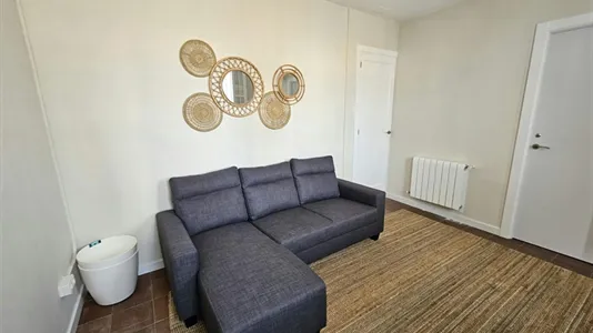 Rooms in Barcelona Eixample - photo 10