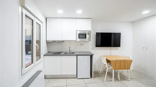 Rooms in Madrid Centro - photo 6