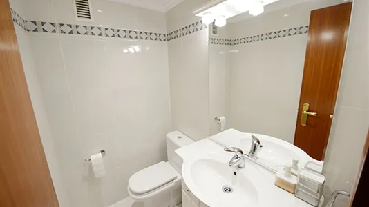 Rooms in Bilbao - photo 9