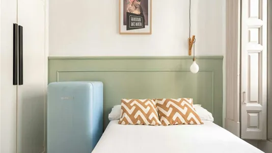Rooms in Madrid Centro - photo 7