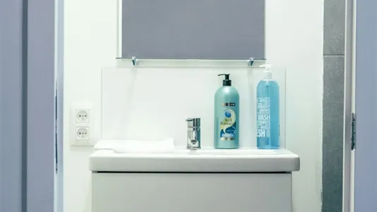 Rooms in Brussels Anderlecht - photo 5