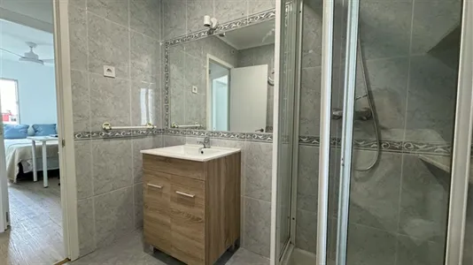 Rooms in Madrid Ciudad Lineal - photo 8