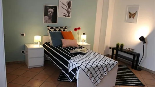Rooms in Brescia - photo 2