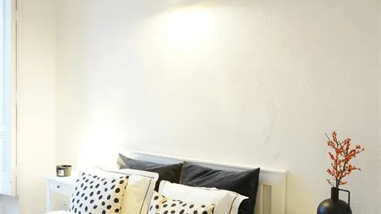 Rooms in Madrid Retiro - photo 4