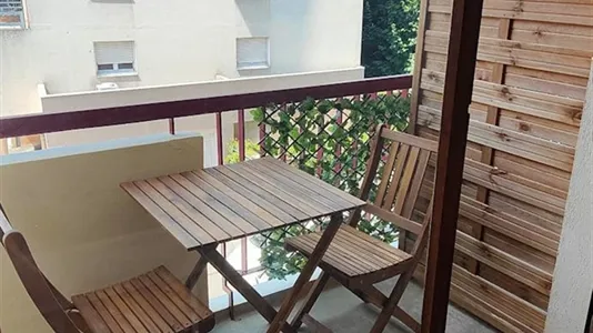 Rooms in Saint-Julien-en-Genevois - photo 3