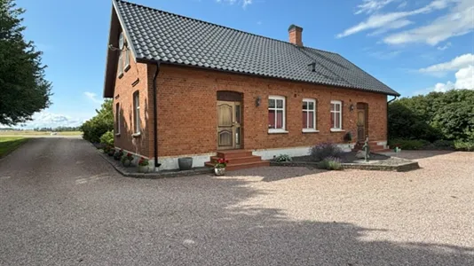 Houses in Landskrona - photo 2