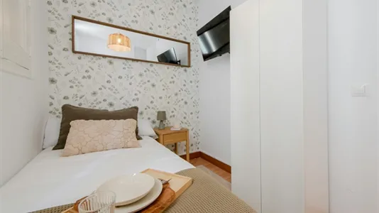 Rooms in Madrid Centro - photo 3
