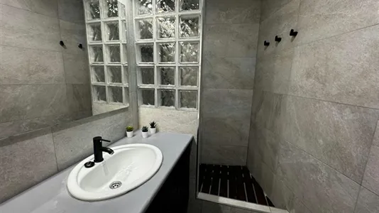 Rooms in Madrid Tetuán - photo 9