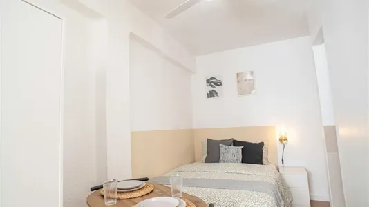 Rooms in Mislata - photo 2