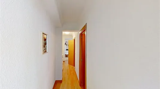 Rooms in Zaragoza - photo 4