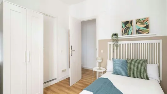 Rooms in Madrid Retiro - photo 8