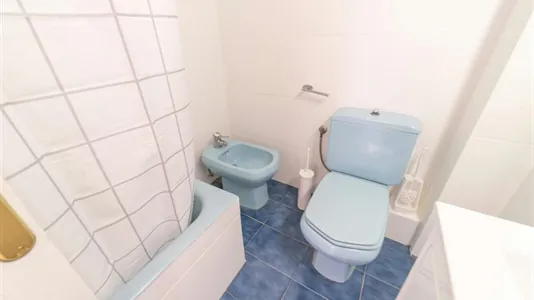 Rooms in Bilbao - photo 8