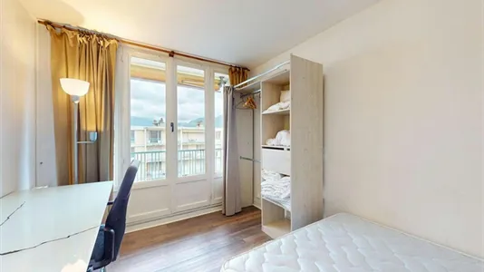 Rooms in Grenoble - photo 1