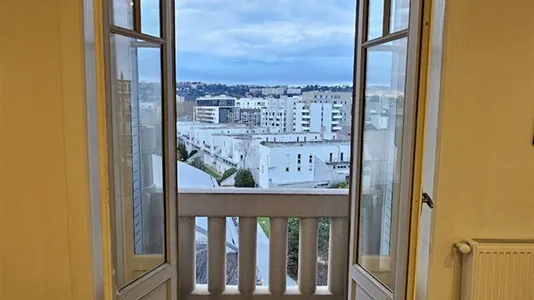 Apartments in Lyon - photo 2