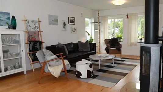 Houses in Nacka - photo 2