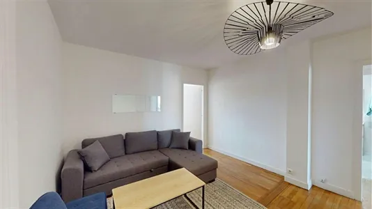 Rooms in Saint-Julien-en-Genevois - photo 8