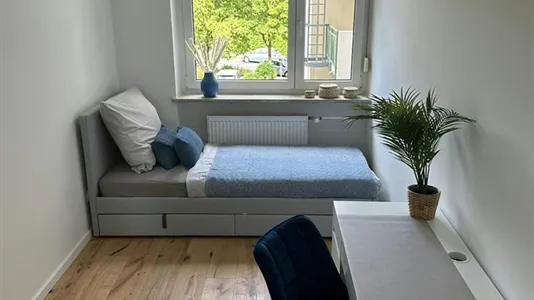 Rooms in Munich Moosach - photo 1
