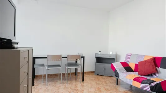 Apartments in L'Hospitalet de Llobregat - photo 6