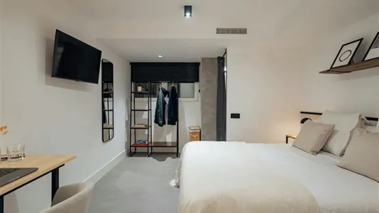 Rooms in Barcelona Sarrià-St. Gervasi - photo 2