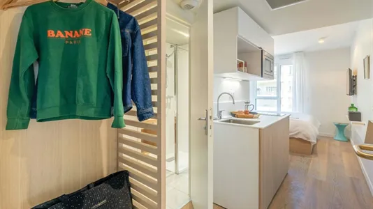 Apartments in Lyon - photo 3