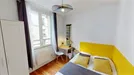 Room for rent, Paris 16ème arrondissement (South), Paris, &lt;span class=&quot;blurred street&quot; onclick=&quot;ProcessAdRequest(9473738)&quot;&gt;&lt;span class=&quot;hint&quot;&gt;See streetname&lt;/span&gt;[xxxxxxxxxxxxx]&lt;/span&gt;