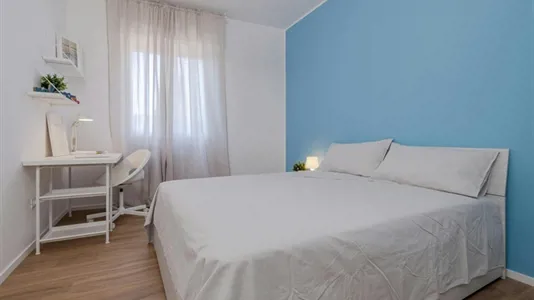 Rooms in Padua - photo 1