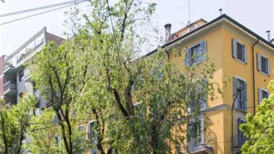 Apartments in Milano Zona 8 - Fiera, Gallaratese, Quarto Oggiaro - photo 2