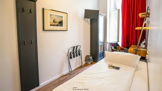 Rooms in Berlin Charlottenburg-Wilmersdorf - photo 3